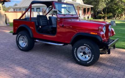 Jeep Cj-7  1976 red