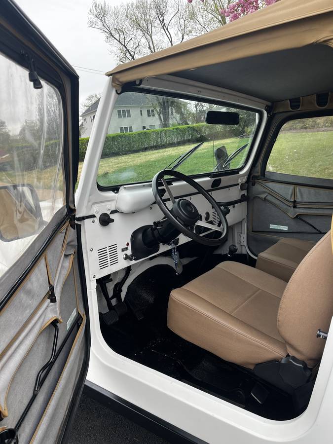 Jeep-Cj-7-1982-white-5