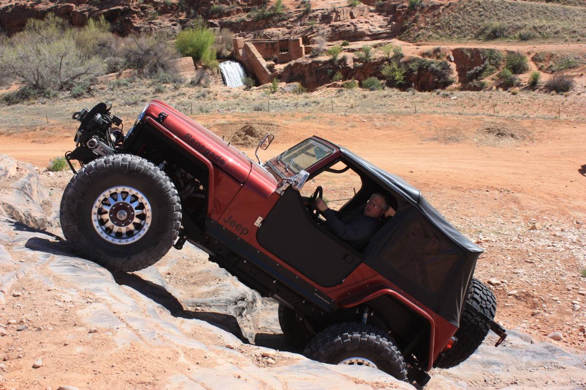 Jeep-Cj-7-1983-red-1
