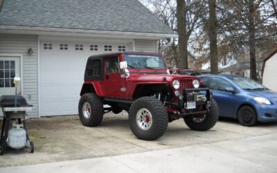 Jeep Cj-7  1983 red