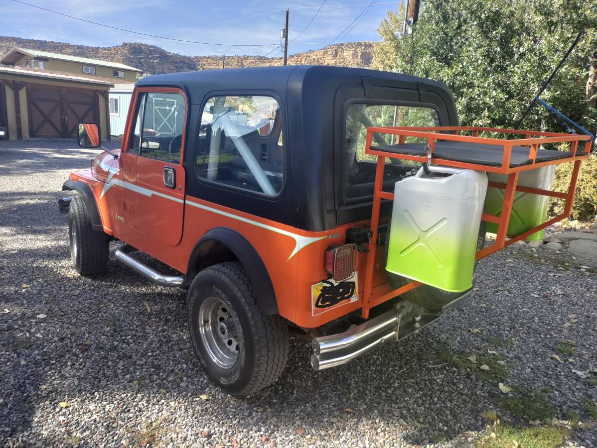 Jeep-Cj-7-1985-orange-4