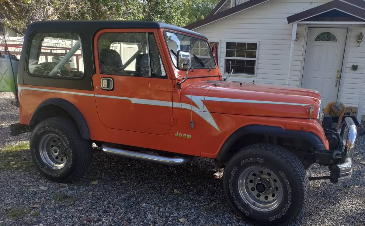 Jeep-Cj-7-1985-orange
