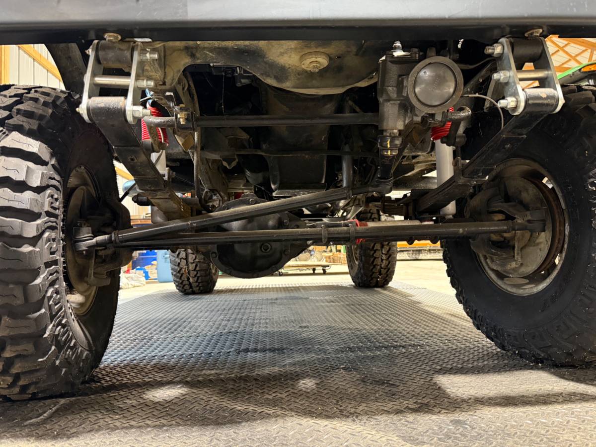 Jeep-Cj-7-1986-black-18