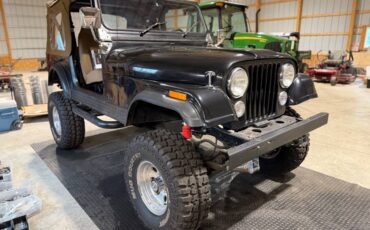 Jeep-Cj-7-1986-black-23