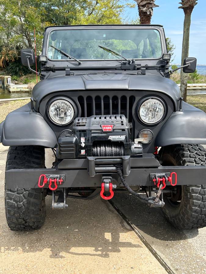 Jeep-Cj-7-diesel-1986-black-9