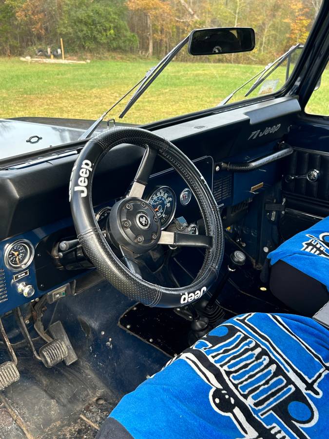 Jeep-Cj-7-laredo-1983-blue-22