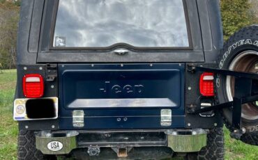 Jeep-Cj-7-laredo-1983-blue-8