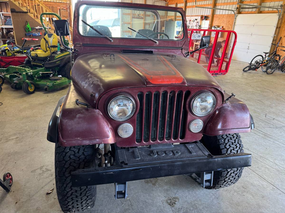 Jeep-Cj-8-scrambler-1981-red-1