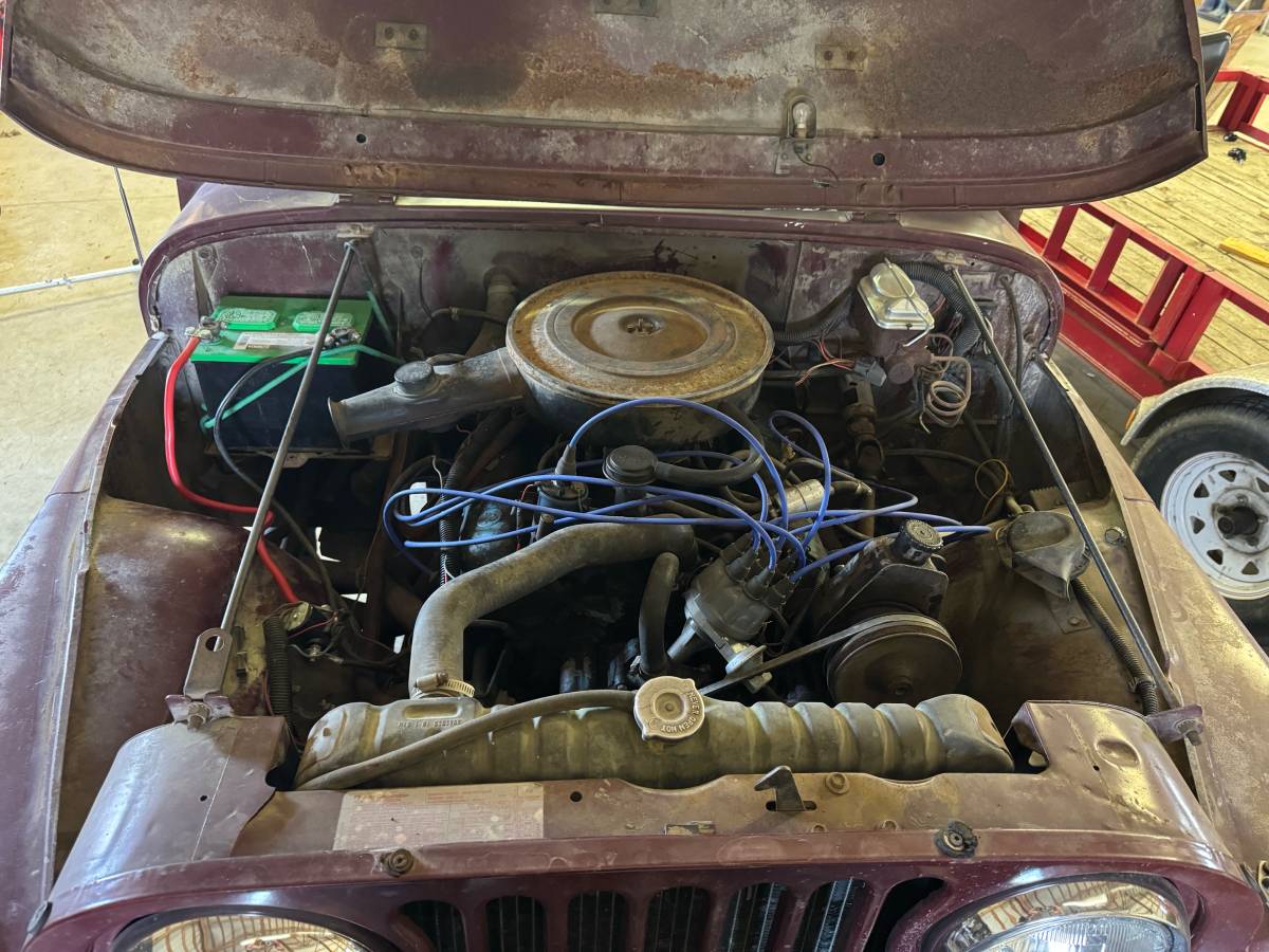 Jeep-Cj-8-scrambler-1981-red-5