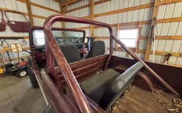 Jeep-Cj-8-scrambler-1981-red-8