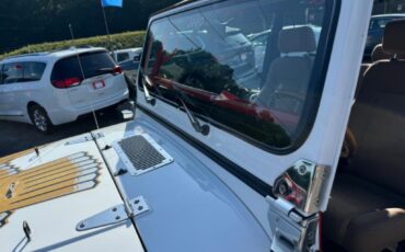 Jeep-Cj-resto-mod-LS-4L60E-trans-1978-16