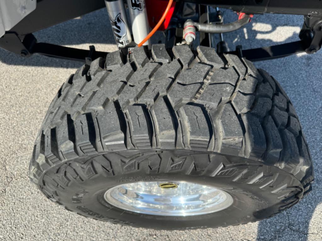 Jeep-Cj-resto-mod-LS-4L60E-trans-1978-18