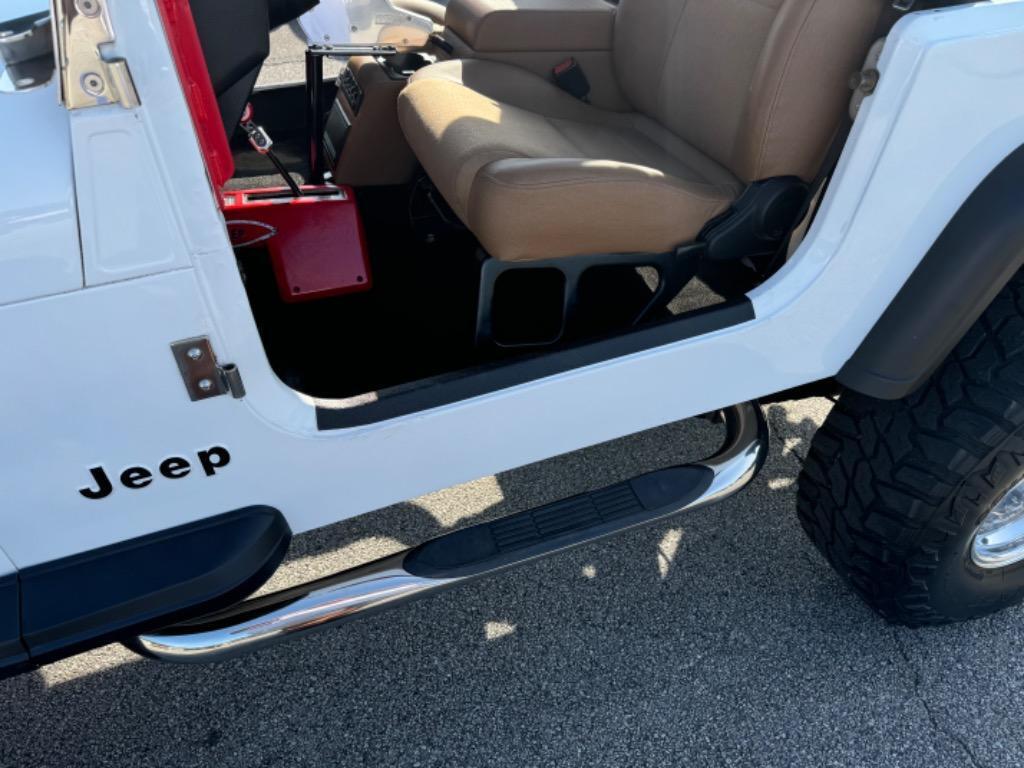 Jeep-Cj-resto-mod-LS-4L60E-trans-1978-21
