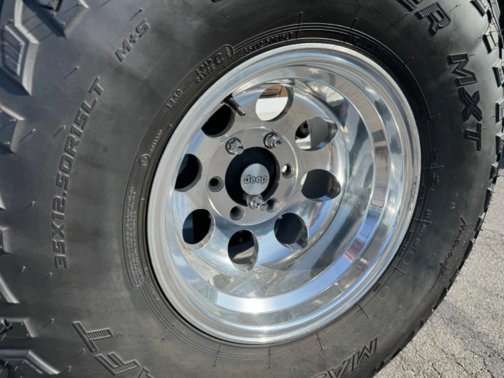 Jeep-Cj-resto-mod-LS-4L60E-trans-1978-23