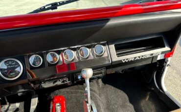 Jeep-Cj-resto-mod-LS-4L60E-trans-1978-35