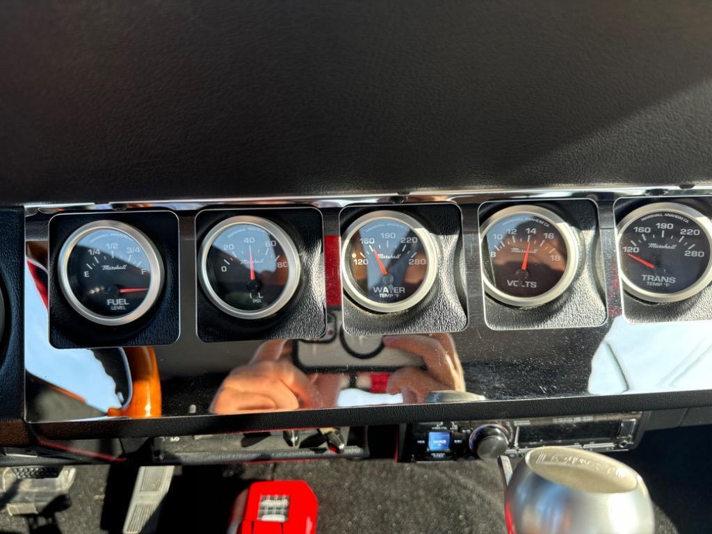 Jeep-Cj-resto-mod-LS-4L60E-trans-1978-38