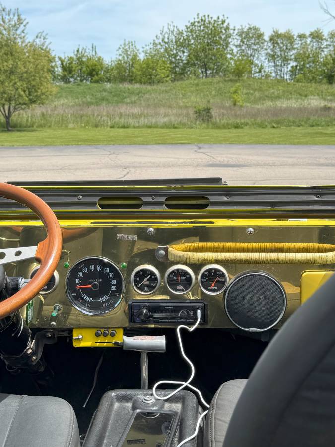 Jeep-Cj5-1969-yellow-8