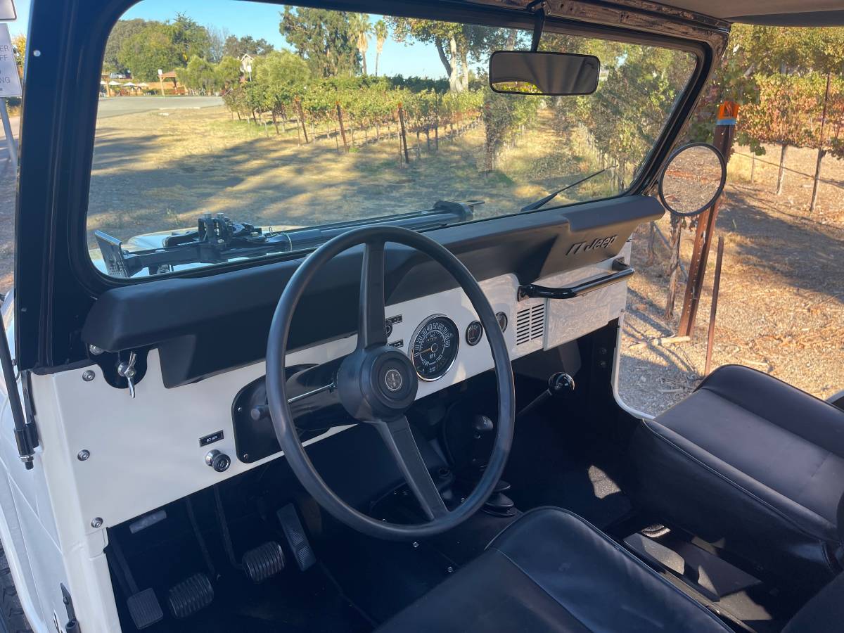 Jeep-Cj5-1976-white-7
