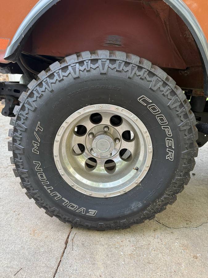 Jeep-Cj5-1983-brown-7