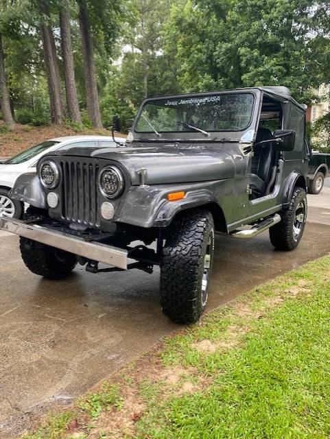 Jeep-Cj7-1983-grey-1