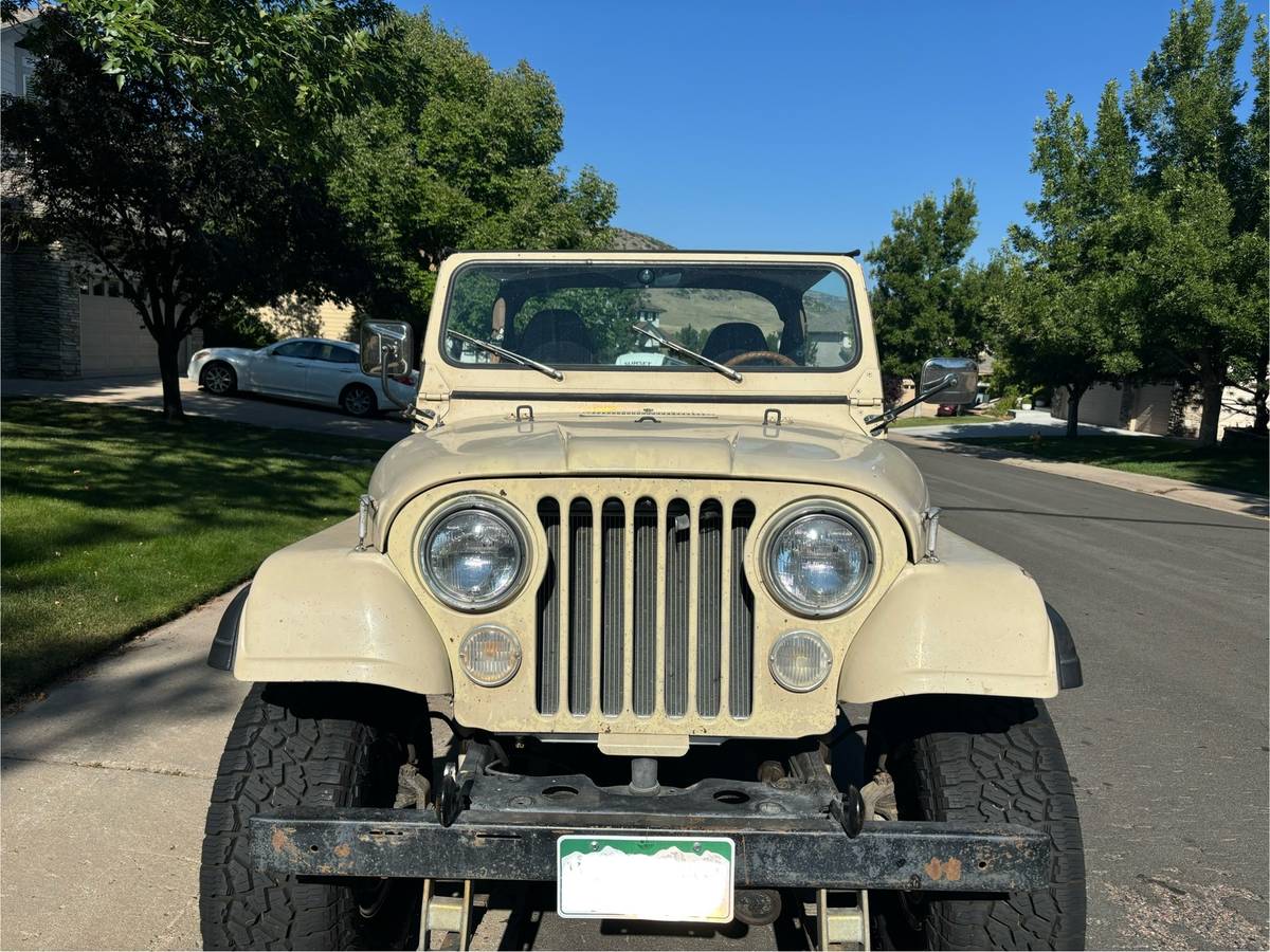 Jeep-Cj7-1984-brown-1