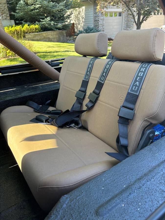 Jeep-Cj7-1984-brown-5
