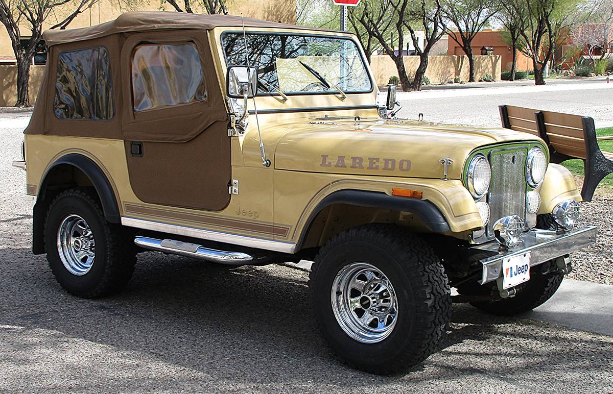 Jeep-Cj7-laredo-1981-yellow-12