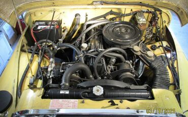 Jeep-Cj7-laredo-1981-yellow-3