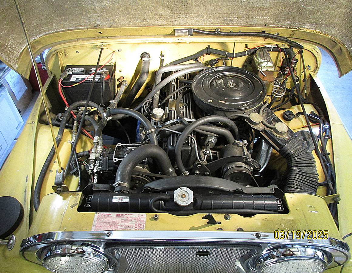 Jeep-Cj7-laredo-1981-yellow-3