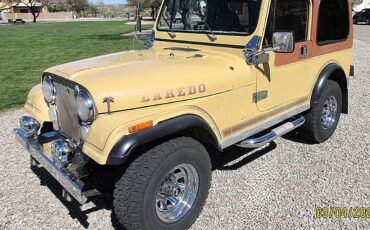 Jeep-Cj7-laredo-1981-yellow