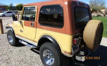 Jeep-Cj7-laredo-1981-yellow-4