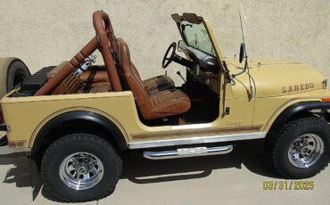 Jeep-Cj7-laredo-1981-yellow-7