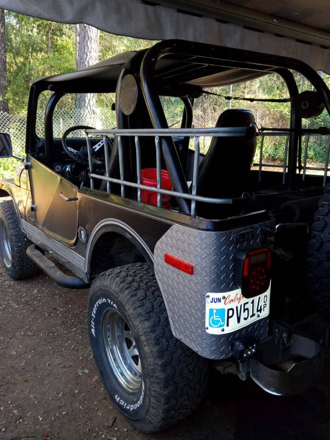 Jeep-Cj7-laredo-4x4-1980-black-1