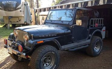 Jeep-Cj7-laredo-4x4-1980-black-16