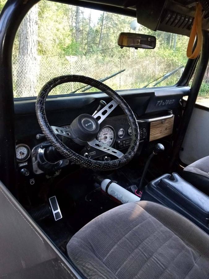 Jeep-Cj7-laredo-4x4-1980-black-3