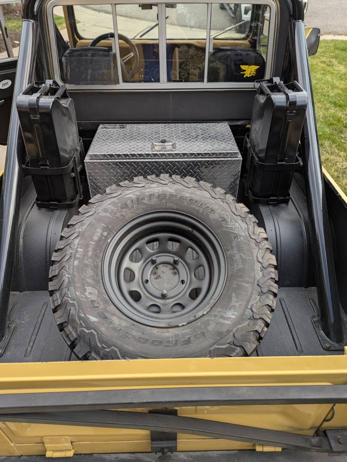 Jeep-Cj8-scrambler-1981-5