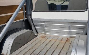 Jeep-Cj8-scrambler-1982-silver-12