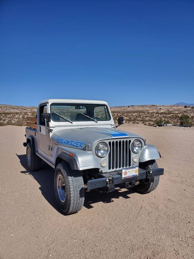 Jeep-Cj8-scrambler-1982-silver-6