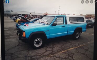 Jeep-Comanche-1990-17