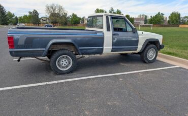 Jeep-Comanche-diesel-1986-10