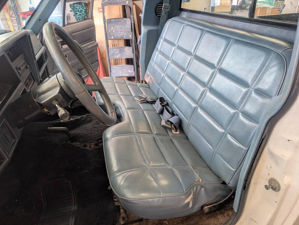 Jeep-Comanche-diesel-1986-3