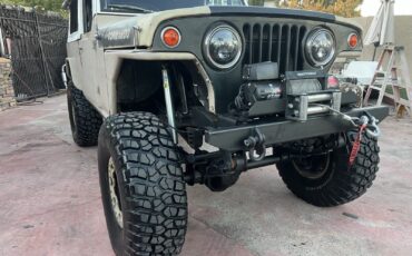 Jeep-Commando-1967-SUV-1