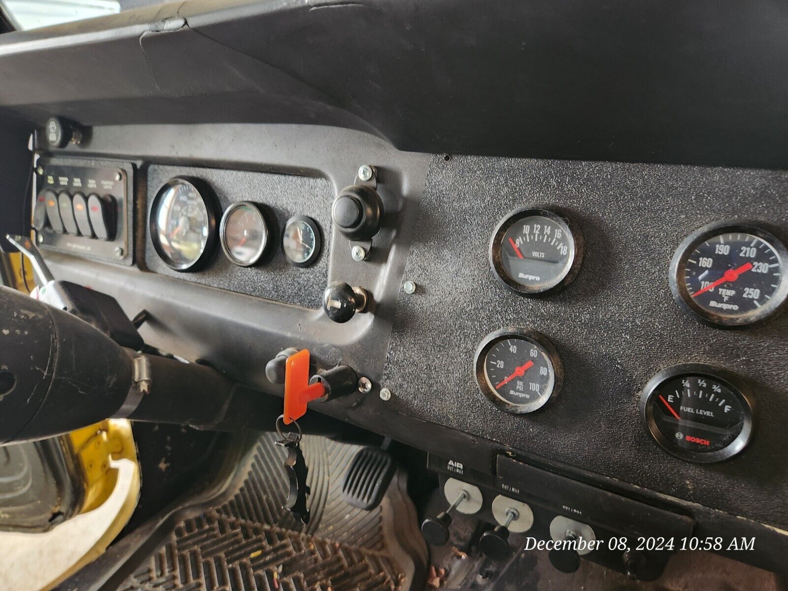 Jeep-Commando-1967-SUV-10