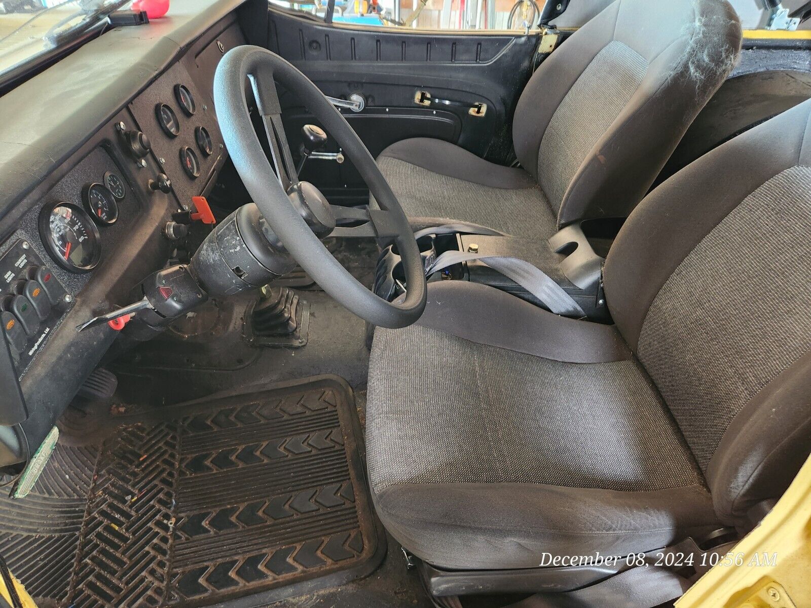 Jeep-Commando-1967-SUV-13