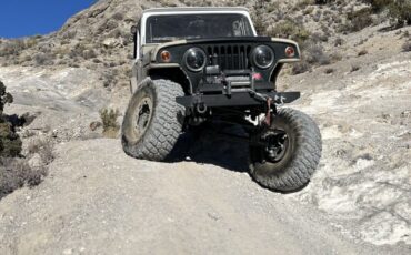 Jeep-Commando-1967-SUV-15