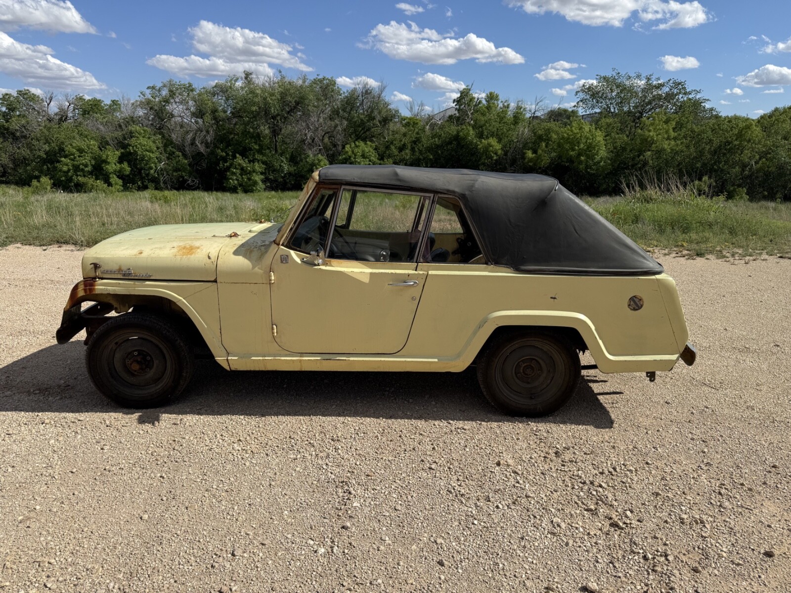 Jeep-Commando-1969-Convertible-3