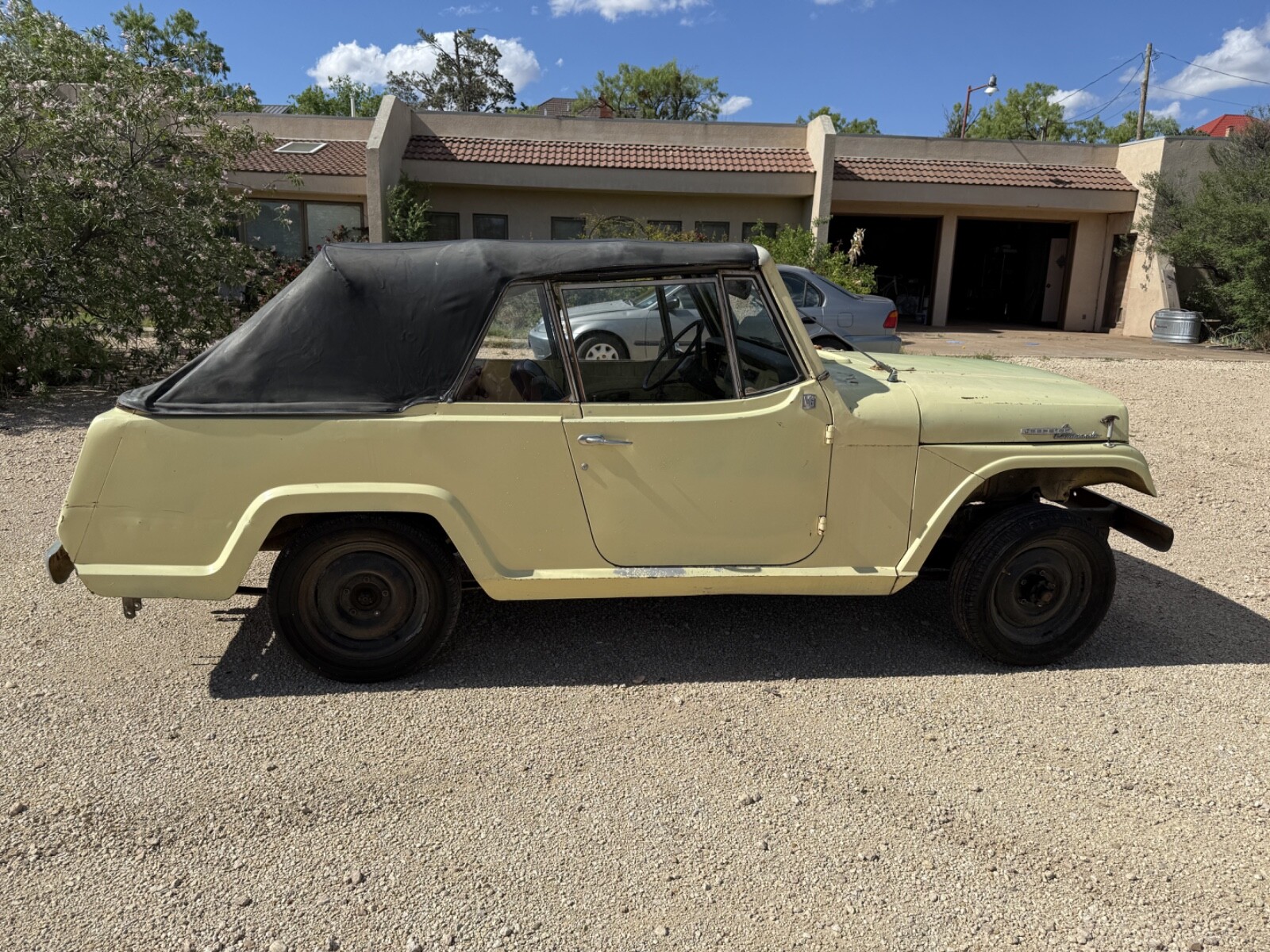 Jeep-Commando-1969-Convertible-6
