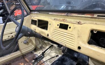Jeep-Commando-1970-Convertible-12