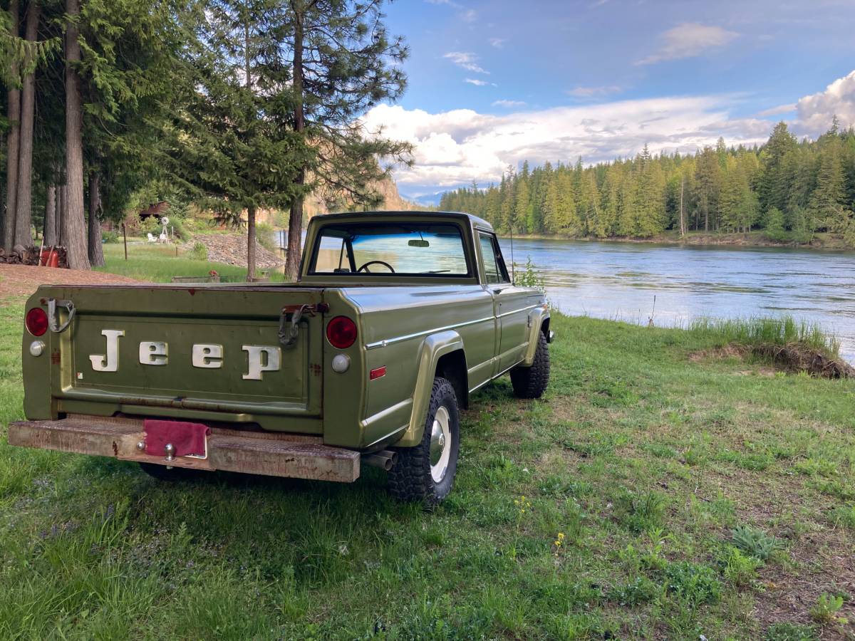 Jeep-Gladiator-1971-green-1