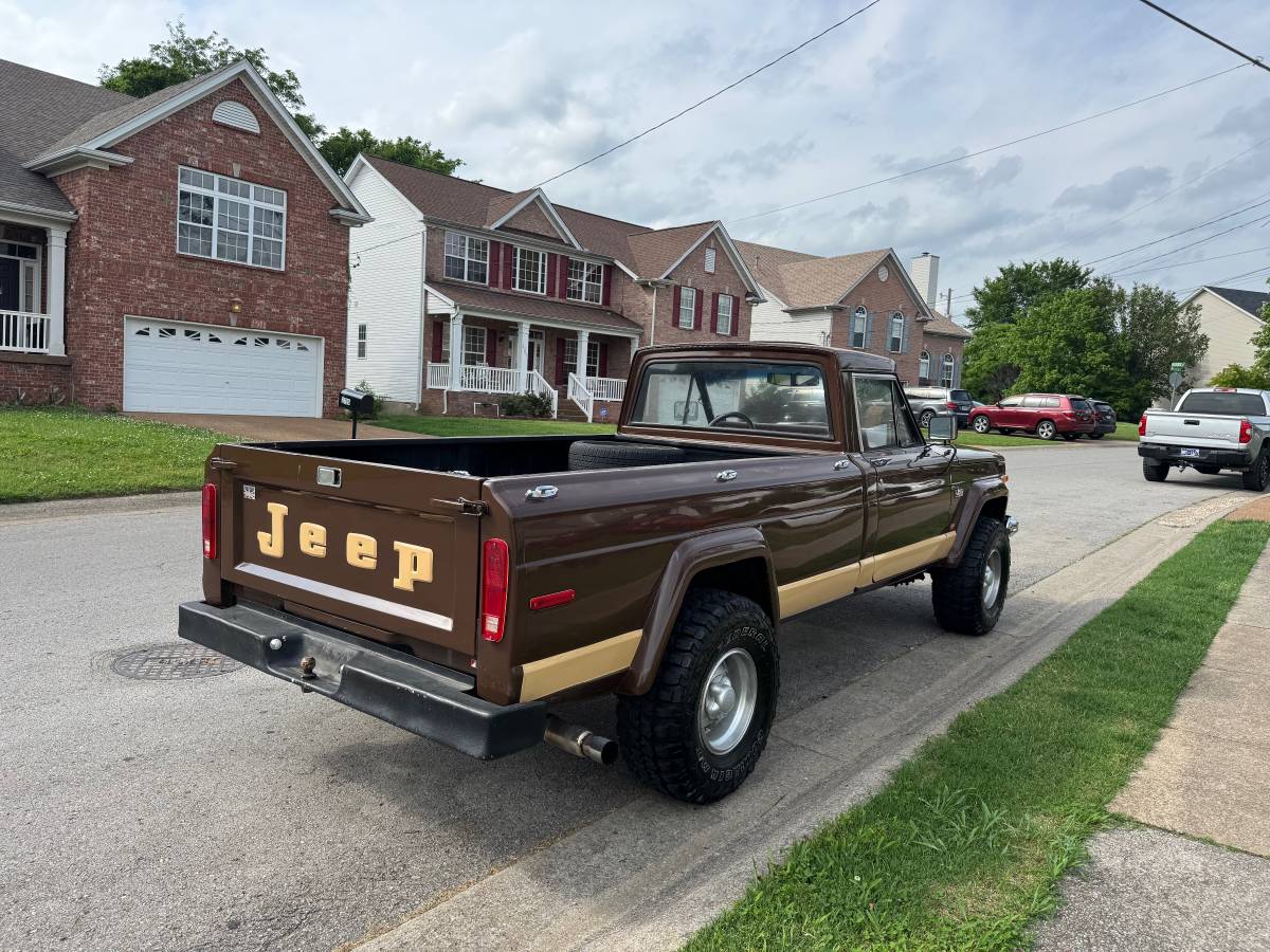 Jeep-Gladiator-j20-1974-brown-5
